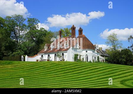 Houghton Lodge on the River Test near Stockbridge Stock Photo