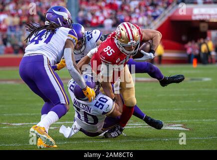 Minnesota Vikings safety Harrison Smith (22) in action during the first  half of an NFL football game against the Dallas Cowboys, Sunday, Nov. 20,  2022 in Minneapolis. (AP Photo/Stacy Bengs Stock Photo - Alamy