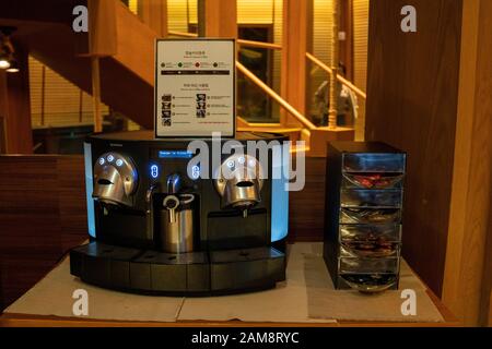 Jeju, Korea, 6th, March, 2019. The self-service coffee bar. Interior shot of the Punch Lounge & Bar in Lotte Hotel Jeju. Stock Photo