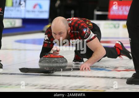 10th of Jan 2020, London Ontario Canada and the Western fair sports complex.   After 3 Days and 9 Draws of curling, Team Europe leads 20.5 - 6.5 over Team Canada in the 2020 Continental Cup. Team Canada B.J. Neufeld From Calgary Alberta playing for team Koe Luke Durda/Alamy Live news. Stock Photo