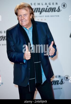 Berlin, Germany. 11th Jan, 2020. Howard Carpendale to the show 'Schlagerchampions - The great festival of the best'. Credit: Britta Pedersen/dpa-Zentralbild/dpa/Alamy Live News Stock Photo