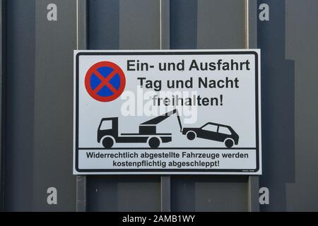 Schild Ausfahrt freihalten Stock Photo