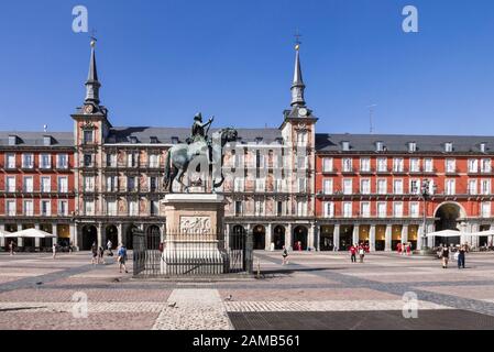 Statue of King Philip III on horseback in Plaza Major in Madrid, Spain Stock Photo