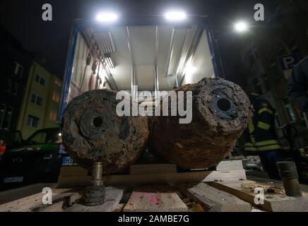 Dortmund, Germany. 12th Jan, 2020. Two defused bombs with their detonators are lying on the back of a truck. No unexploded ordnance had been detected at two other suspected sites. The aircraft bombs were located in a densely populated residential area. As a result, some 14 000 people had to leave their homes. Credit: Bernd Thissen/dpa/Alamy Live News Stock Photo