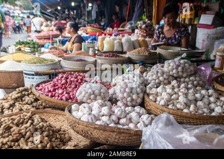 At Hue - Vietnam - On august 2019 - women selling vegetables at  Dong Ba Market,  the oldest market in Hue City Stock Photo