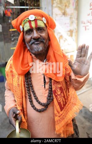 mujeres sadhu