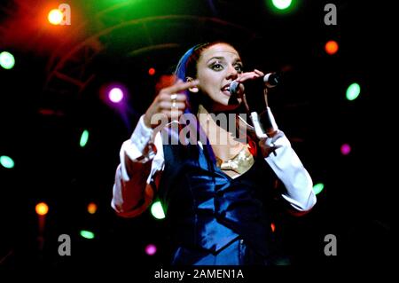 Milan Italy  08/03/1998 , Live concert of the Spice Girls at the Forum Assago :  Melanie Chisholm during the concert Stock Photo