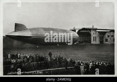 The queue of passengers waiting to board the airship LZ 127 Graf Zeppelin. 1930-s Stock Photo