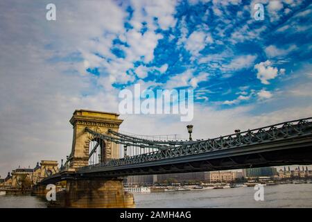 Szechenyi lanchid, Chain Bridge in Budapest, Hungary. There are blue sky in the background. Stock Photo