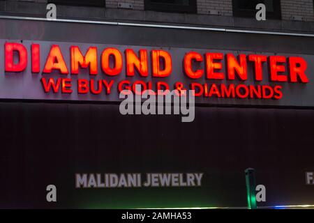 Malidani Jewelry, Diamond Center in the diamond district on E. 47th Street, Midtown Manhattan, New York City, NY, USA Stock Photo