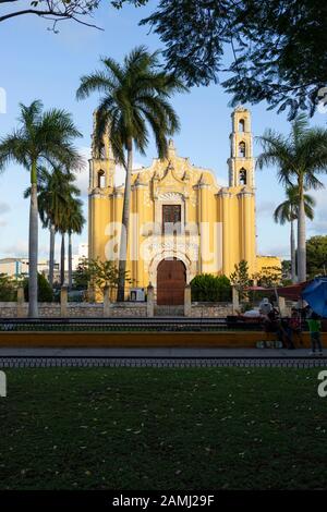 Iglesia de San Juan Bautista (St John the Baptist), a church near the center of Merida, Yucatan, Mexico Stock Photo