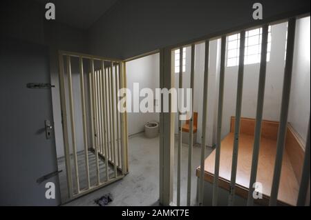 Police Inspection 11 (Altstadtwache) in Hochbrückenstrasse in the centre of Munich. The building will be extensively renovated and converted. The picture shows a holding cell. [automated translation] Stock Photo