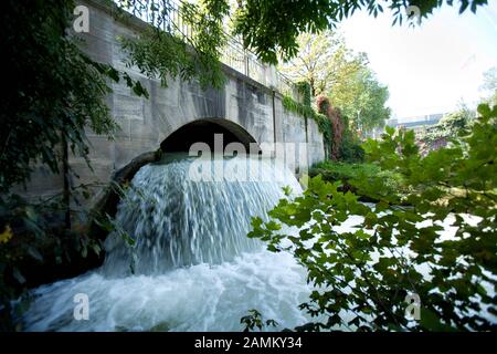 Waterfall at the outlet of the K glm hlbach under the bridge of the