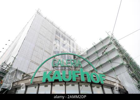 Facade of the Galeria Kaufhof on the Karlsplatz in Munich. [automated translation] Stock Photo