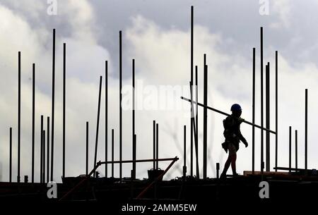 New houses being constructed on the Chilmington development in Ashford, Kent. PA Photo. Picture date: Monday January 13, 2020. Photo credit should read: Gareth Fuller/PA Wire Stock Photo