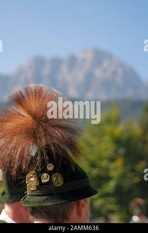 traditional hat with Gamsbart at the traditional costume festival in Aufham - the procession, Berchtesgadener Land/Rupertiwinkel, Upper Bavaria [automated translation] Stock Photo