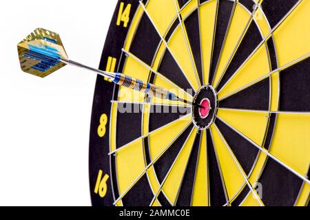 Arrow hits the bull's eye in target [automated translation] Stock Photo