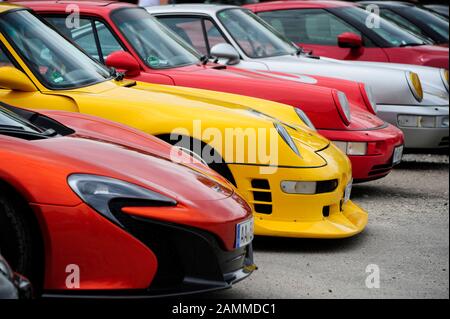Vintage car show to mark the start of construction of the planned 'Motorworld Freimann' event trailer in the former repair shop between Maria-Probst-Strasse and Lilienthalallee. The picture shows the front of sports cars. [automated translation] Stock Photo