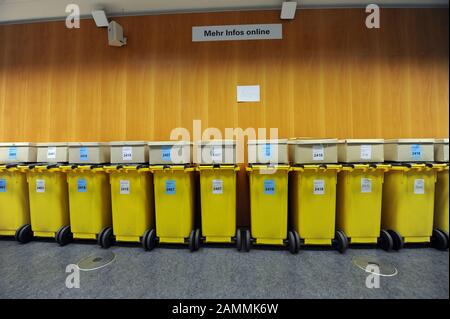 In the voting circle Munich-Moosach the ballots had to be counted again after the Bavarian state election due to organizational and technical problems on the election evening. The picture shows the ballot boxes for the district. [automated translation] Stock Photo