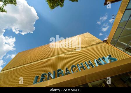 Exterior shots of the municipal gallery im Lenbachhaus in Luisenstraße 33 in the Munich district of Maxvorstadt. [automated translation] Stock Photo