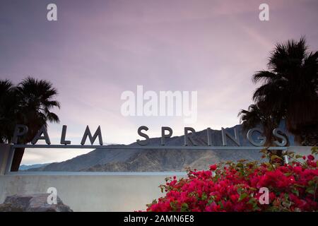 Palm Springs welcome sign Stock Photo