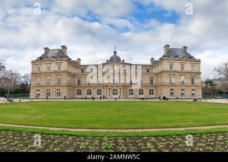 The Senate in the Jardin du Luxembourg (Luxembourg gardens) in Paris, France Stock Photo