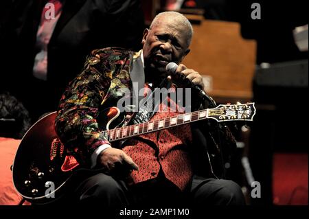 Milan Italy 09/06/2010  live concert of B.B.King at the Arcimboldi Theater Stock Photo