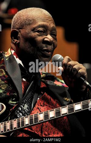 Milan Italy 09/06/2010  live concert of B.B.King at the Arcimboldi Theater Stock Photo