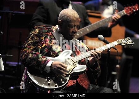 Milan Italy 09/06/2010  live concert of B.B.King at the Arcimboldi Theater Stock Photo