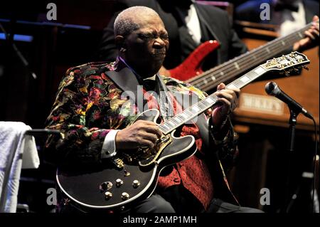 Milan Italy 09/06/2010  live concert of B.B.King at the Arcimboldi Theater Stock Photo