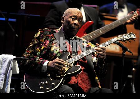 Milan Italy 09/06/2010  live concert of B.B.King at the Arcimboldi Theater Stock Photo