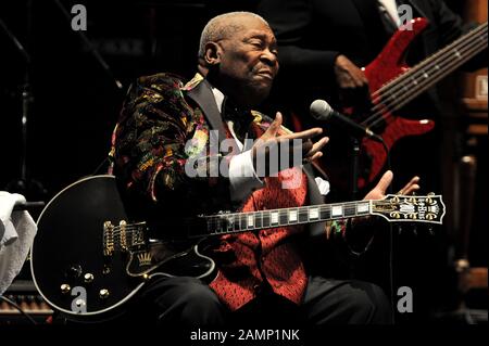 Milan Italy 09/06/2010  live concert of B.B.King at the Arcimboldi Theater Stock Photo