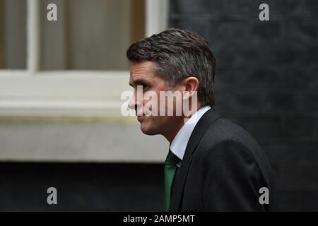 Downing Street, London, UK. 14th January 2020. Gavin Williamson, Secretary of State for Education, in Downing Street for weekly cabinet meeting. Credit: Malcolm Park/Alamy. Stock Photo