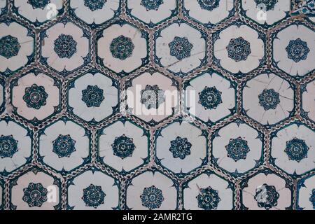 Detail of wall tiles in the Topkapi palace Stock Photo