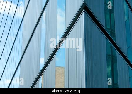 Steel Building Corner Sharp corner of geometric steel business building Stock Photo - Alamy