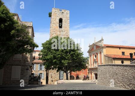 Old Town, Vieil Antibes, Antibes, Alpes-Maritimes, Cote d'Azur, French Riviera, Provence, France, Europe Stock Photo