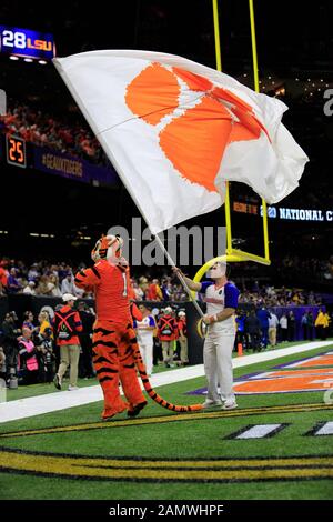 New Orleans, Louisiana, USA. 13th Jan, 2020. Clemson Tigers cheerleader and mascot perform during the third quarter after touchdown at the NCAA football 2020 CFP National Championship game between Clemson vs LSU at Mercedes-Benz Superdome in New Orleans, Louisiana. JP Waldron/Cal Sport Media/Alamy Live News Stock Photo