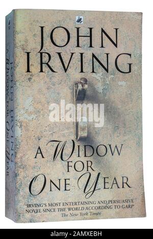 A widow for one year, a novel by American writer John Irving. Paperback book Stock Photo