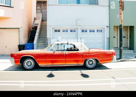 San Francisco, CA - JULY 2019 - old car on the streets sunny day Stock Photo