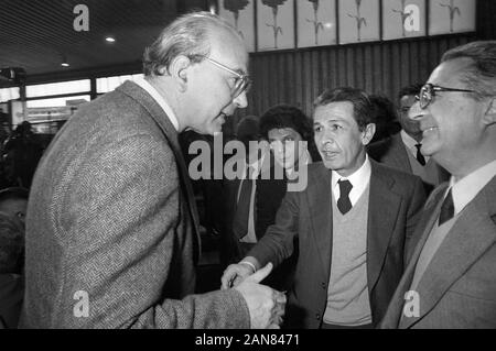 Palermo, April 1981, XLII Congress of the PSI (Italian Socialist Party), the secretary Bettino Craxi with Enrico Berlinguer and Armando Cossutta (PCI, Italian Communist Party) Stock Photo