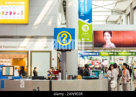 Information desk at Seoul-Incheon International Airport, the primary airport serving the Seoul Capital Area, and one of the largest and busiest airpor Stock Photo