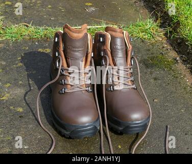 Brasher Berghaus Hillwalker II GTX Mens Goretex Waterproof Walking Boots 