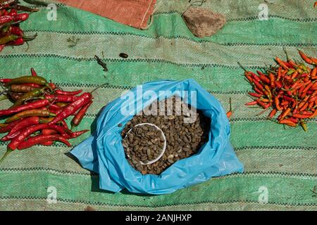Coffee beans and Chili on the local market of Bonga