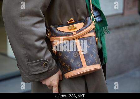 Milan, Italy - January, 13, 2023: Man Wears Monogram Pochette Metis Louis  Vuitton Bag, Street Style Details Stock Photo, Picture and Royalty Free  Image. Image 210801466.