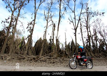 Jamoat transportida yapon ayol tomonidan zoravonlik