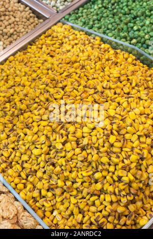 Roasted corn kernels on display in Mahane Yehuda market Stock Photo