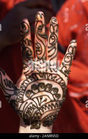 These 9 Mehndi Designs Are Going Viral In Hariyali Teej 2023 | Times Now