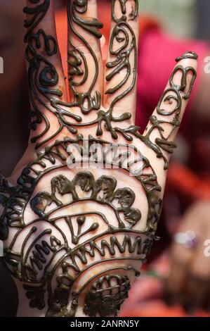 mehndidesigns #rakhimehndi #mehndidecoration gorgeous mehandi design for  Rakhi festival|| bri… | Latest mehndi designs, Circle mehndi designs, Basic mehndi  designs