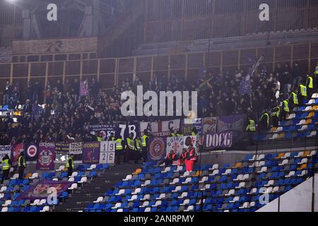 fans fiorentina during SSC Napoli vs ACF Fiorentina, Napoli, Italy, 18 Jan 2020, Soccer Italian Soccer Serie A Men Championship Stock Photo