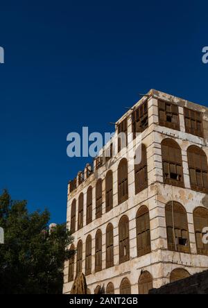 Historic house with wooden mashrabiyas in al-Balad quarter, Mecca province, Jeddah, Saudi Arabia Stock Photo